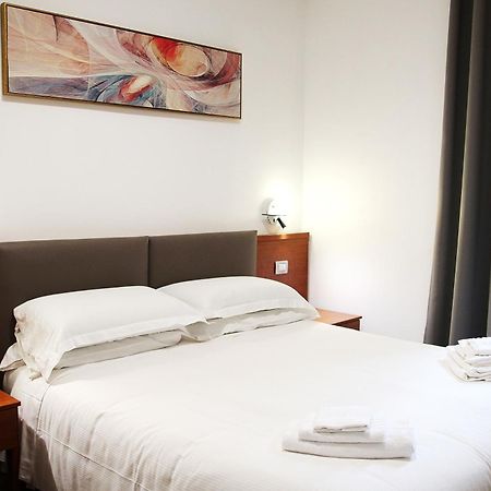Joyful Guest House Roma Dış mekan fotoğraf