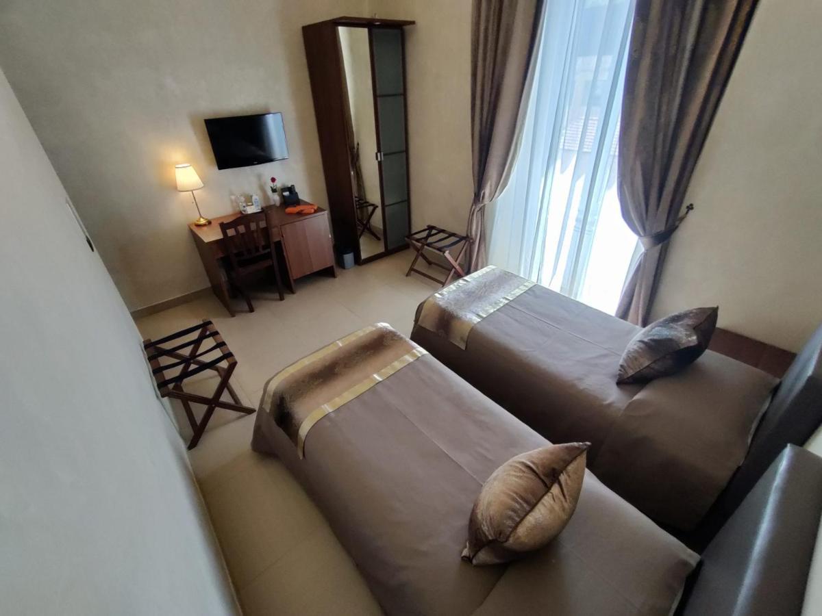 Joyful Guest House Roma Dış mekan fotoğraf