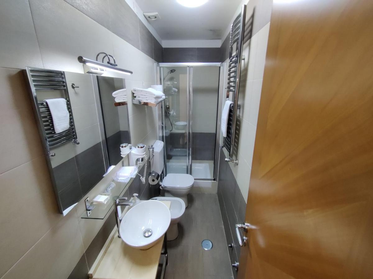 Joyful Guest House Roma Dış mekan fotoğraf