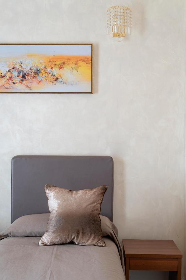 Joyful Guest House Roma Dış mekan fotoğraf